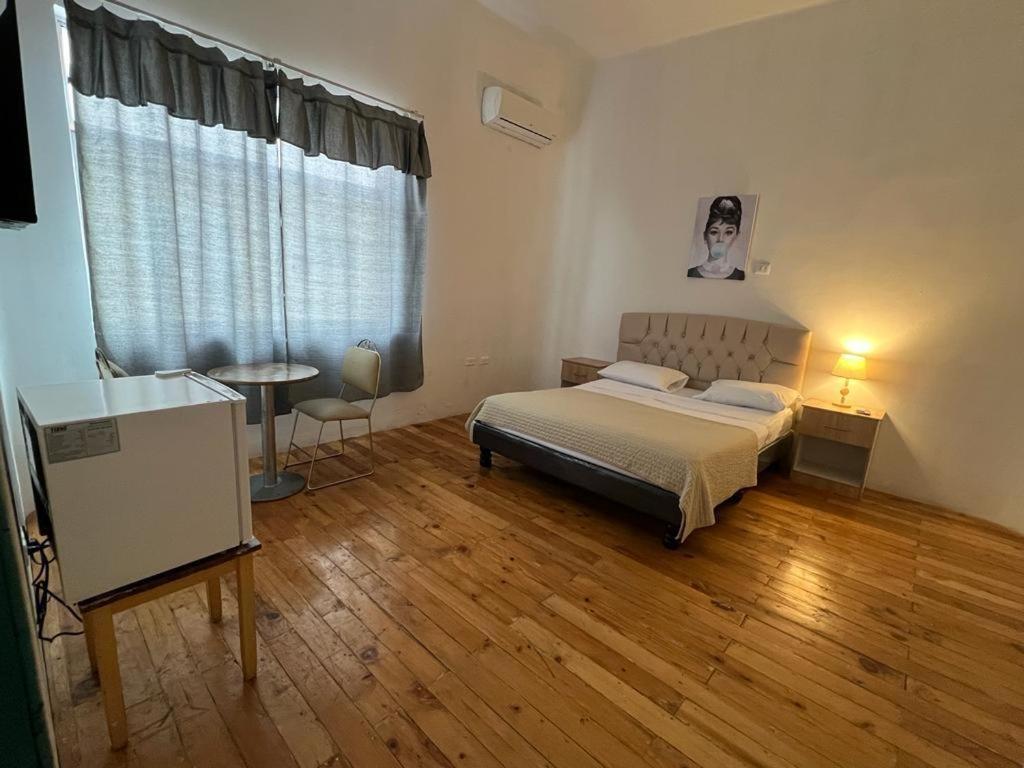 Hotel Perla Central กวายากิล ภายนอก รูปภาพ