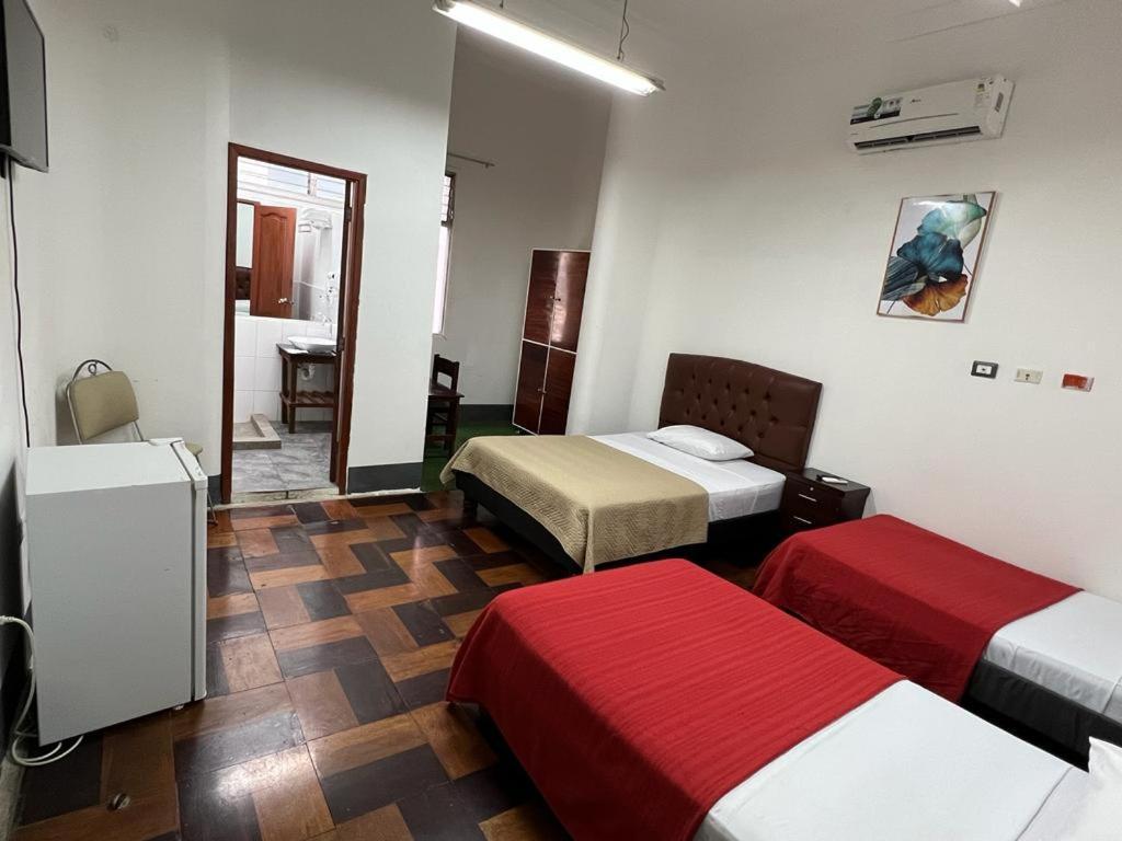 Hotel Perla Central กวายากิล ภายนอก รูปภาพ